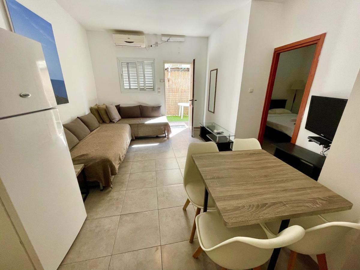 Miraks Harav Kuk Apartment Tel Aviv Luaran gambar
