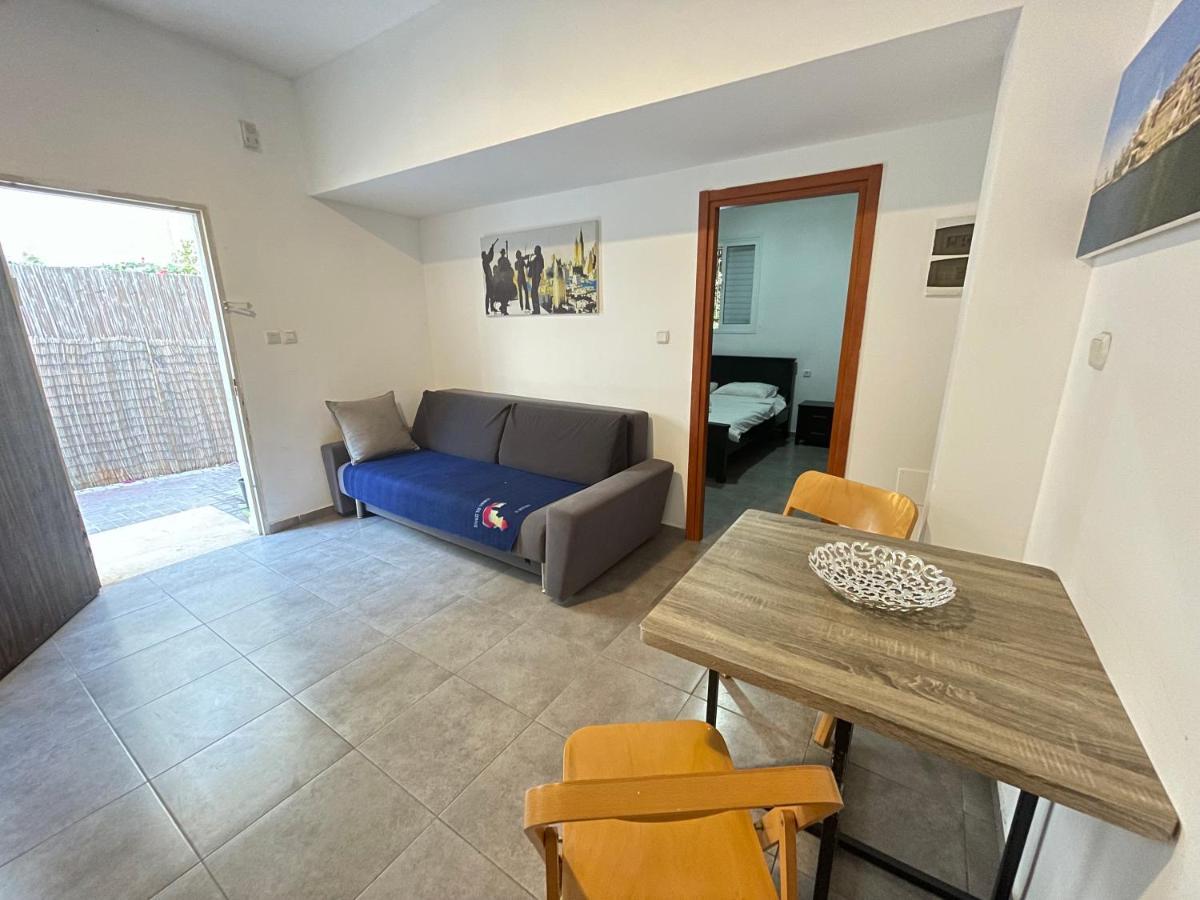 Miraks Harav Kuk Apartment Tel Aviv Luaran gambar