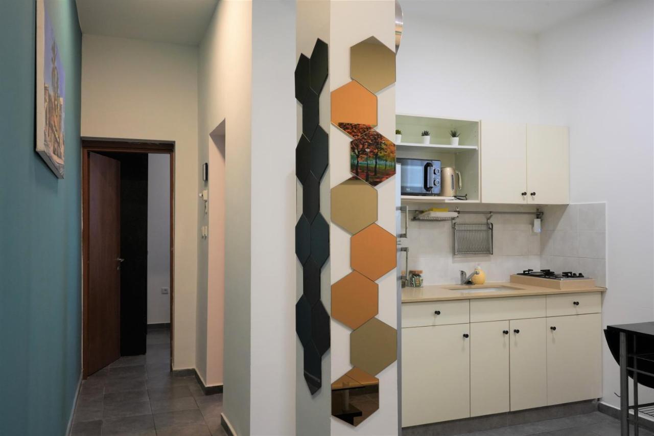 Miraks Harav Kuk Apartment Tel Aviv Luaran gambar