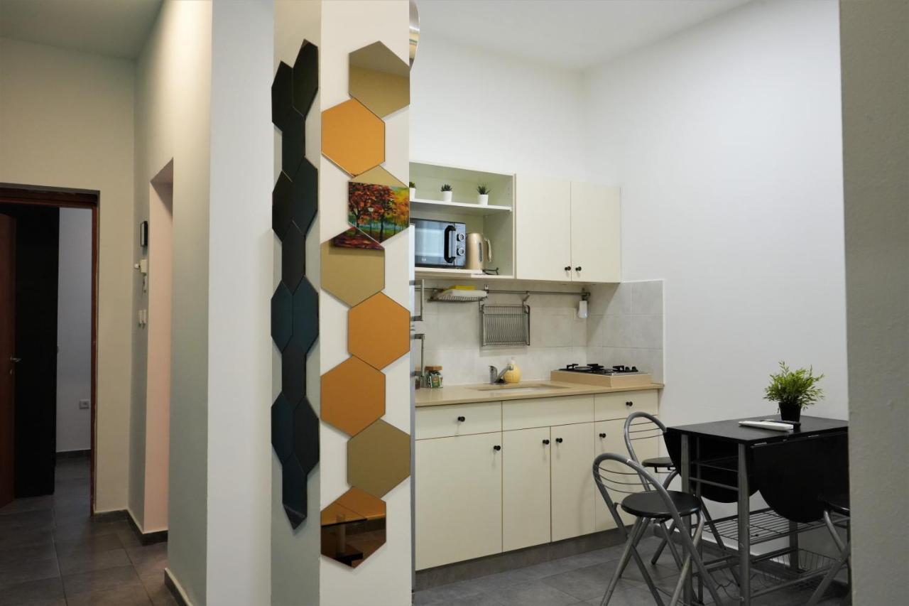Miraks Harav Kuk Apartment Tel Aviv Luaran gambar