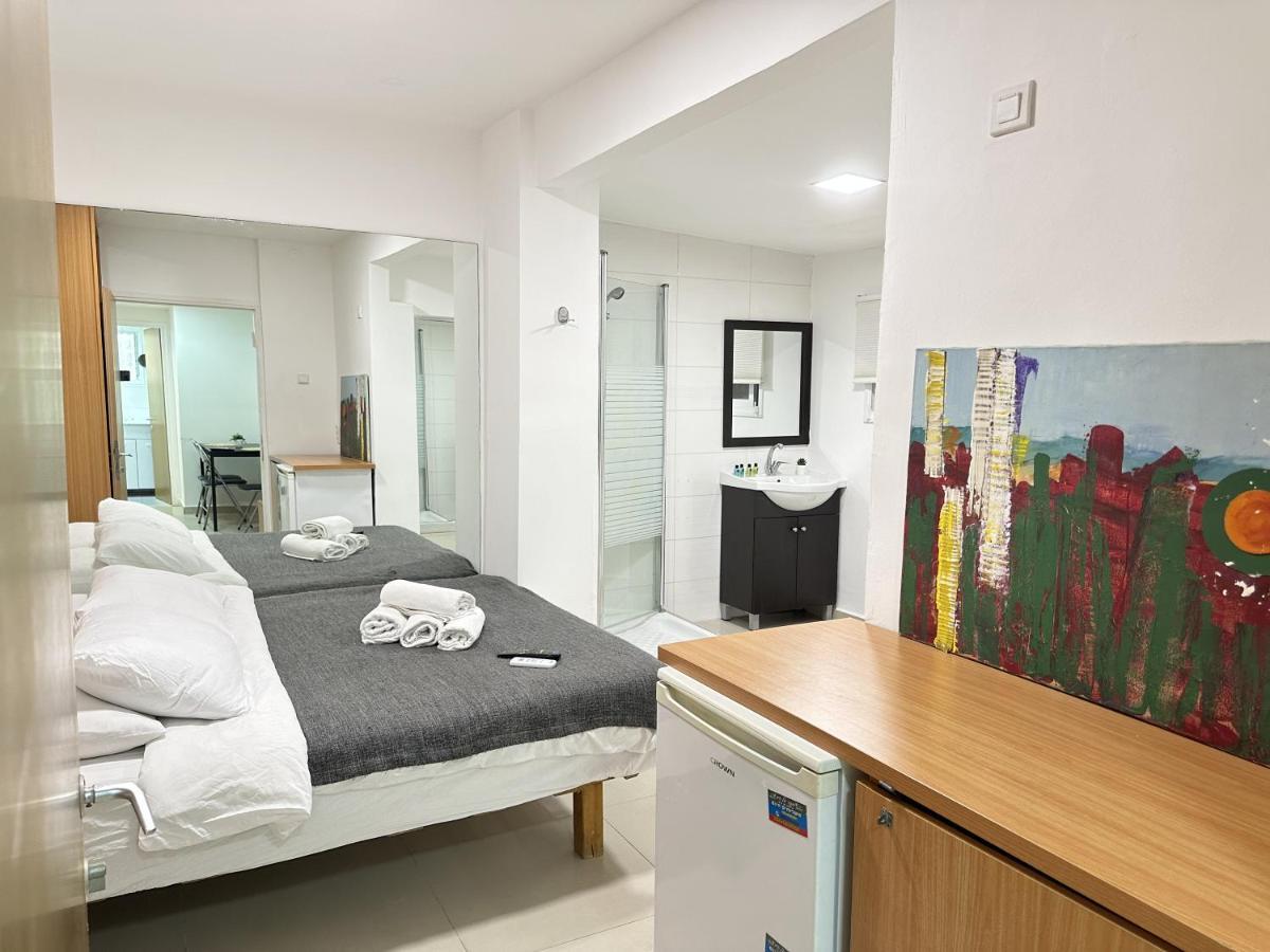 Miraks Harav Kuk Apartment Tel Aviv Luaran gambar