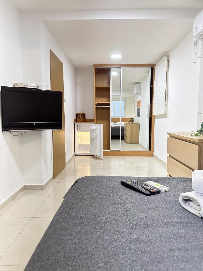 Miraks Harav Kuk Apartment Tel Aviv Luaran gambar