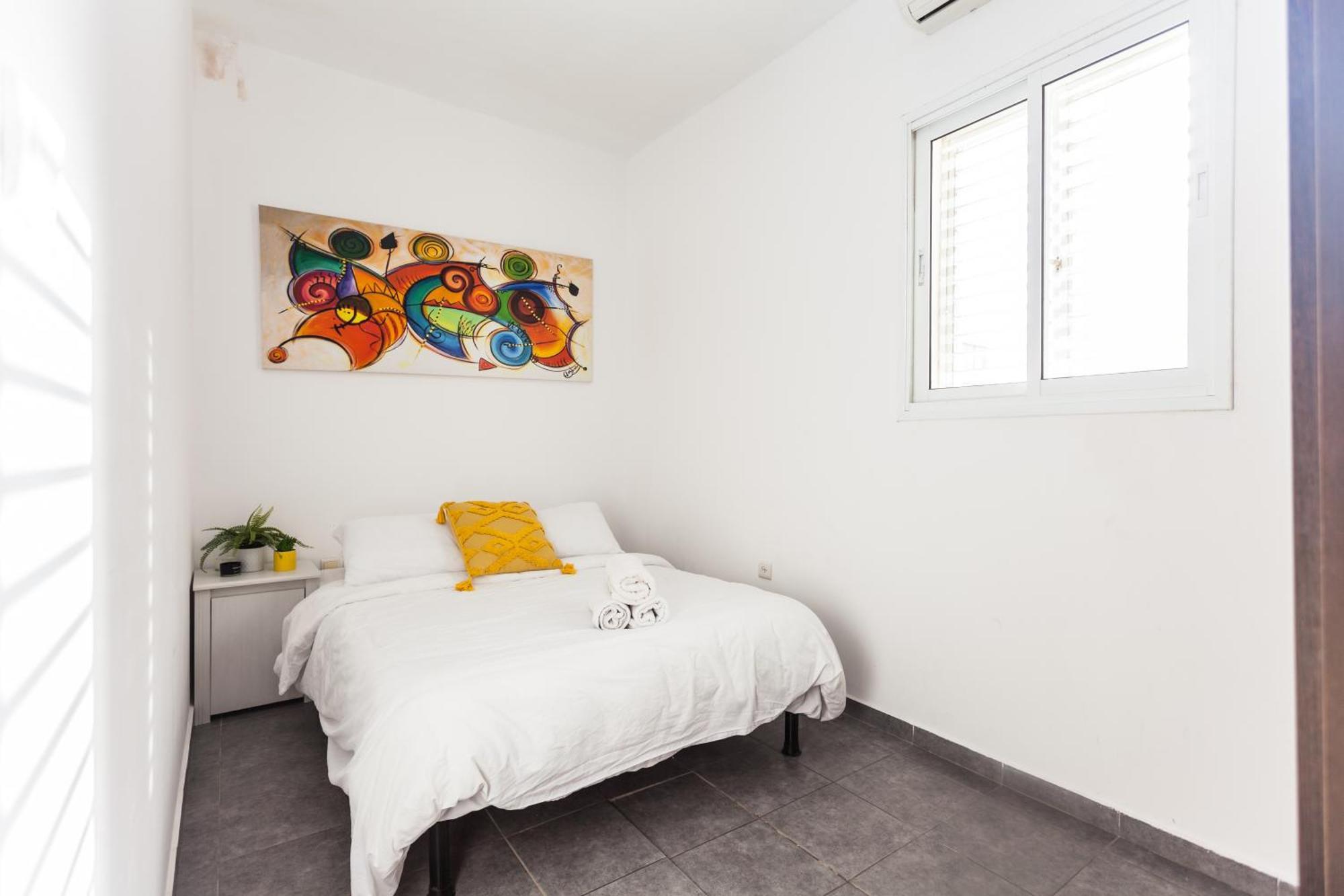 Miraks Harav Kuk Apartment Tel Aviv Luaran gambar