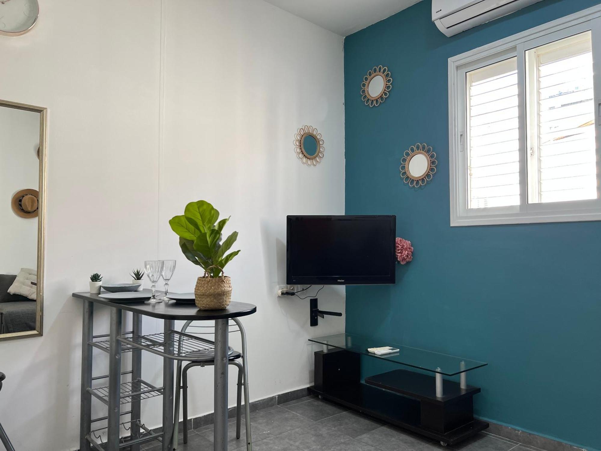Miraks Harav Kuk Apartment Tel Aviv Luaran gambar
