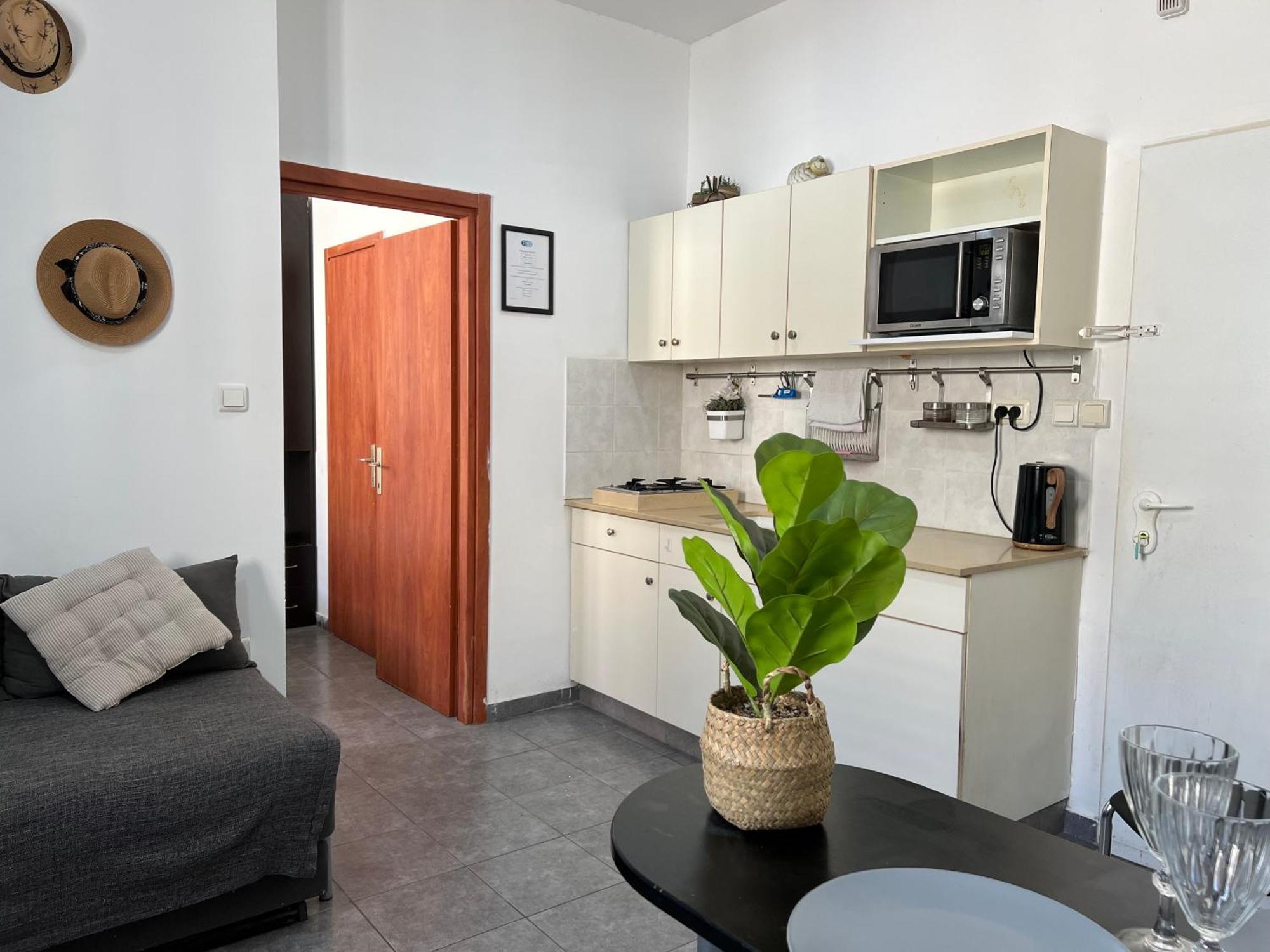 Miraks Harav Kuk Apartment Tel Aviv Luaran gambar