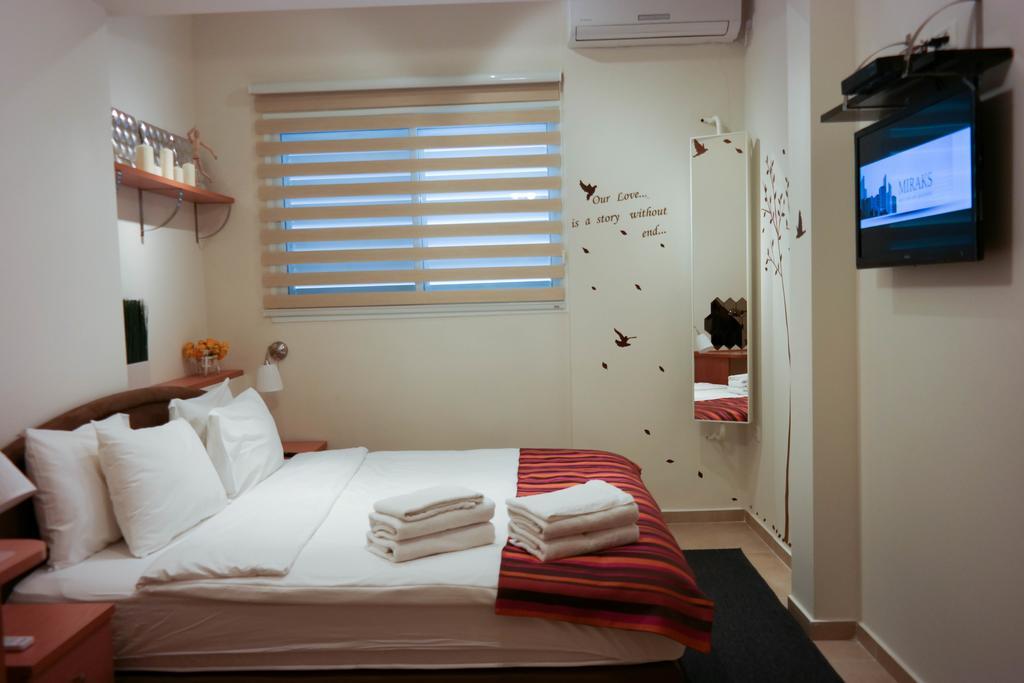 Miraks Harav Kuk Apartment Tel Aviv Luaran gambar