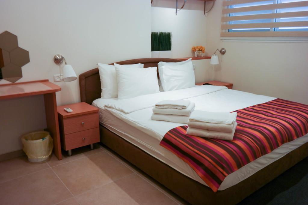 Miraks Harav Kuk Apartment Tel Aviv Luaran gambar