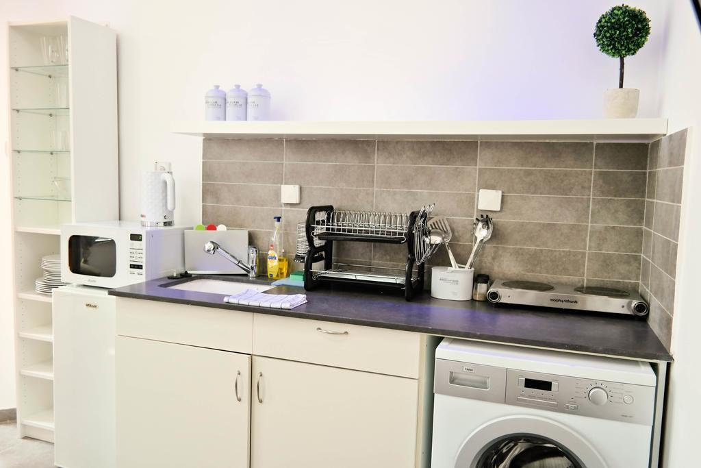 Miraks Harav Kuk Apartment Tel Aviv Luaran gambar