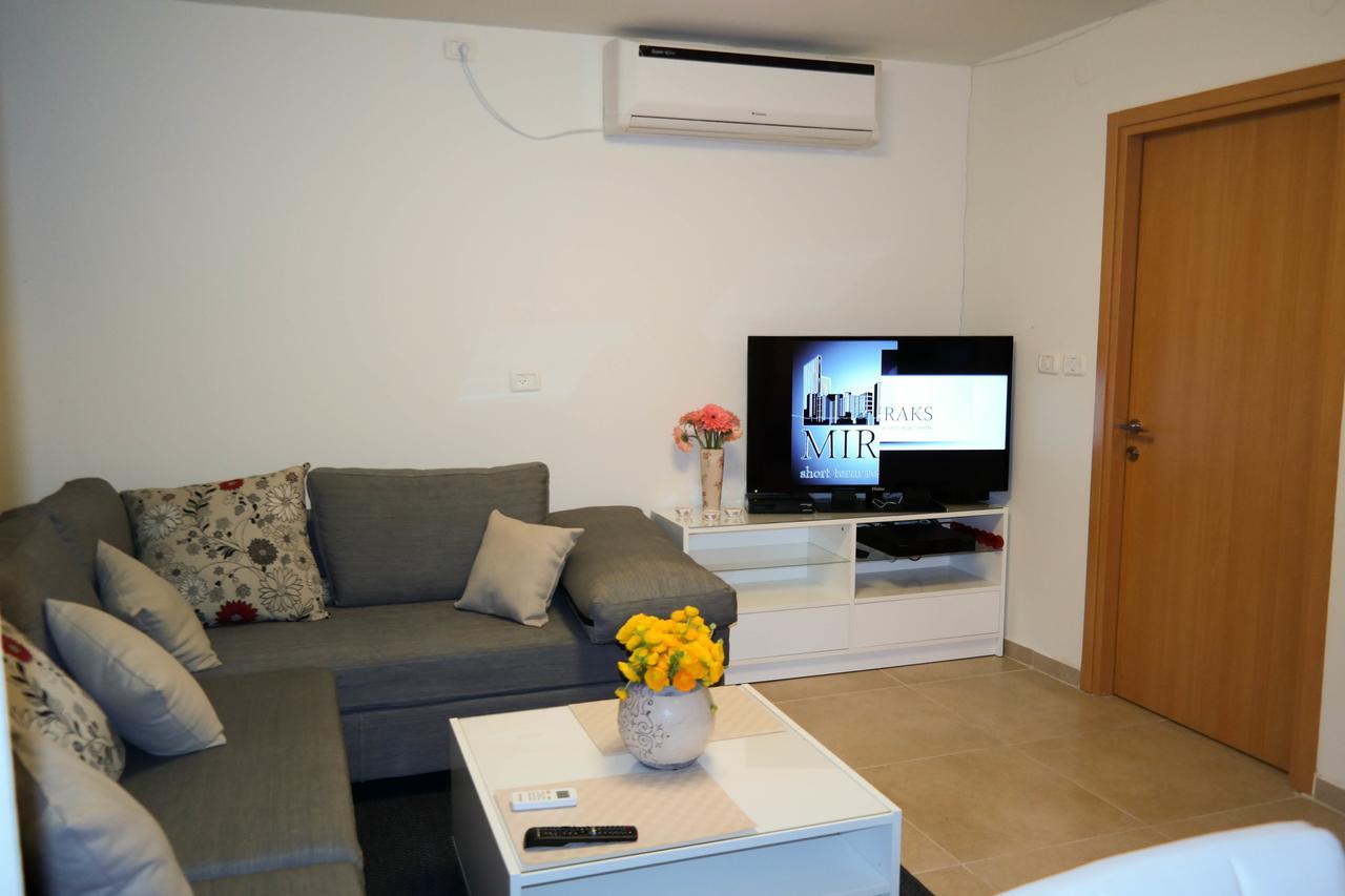 Miraks Harav Kuk Apartment Tel Aviv Luaran gambar